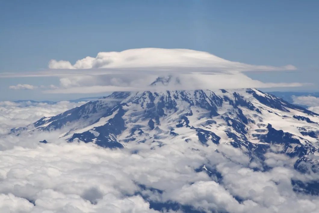 Mount Rainier rising over Washington State